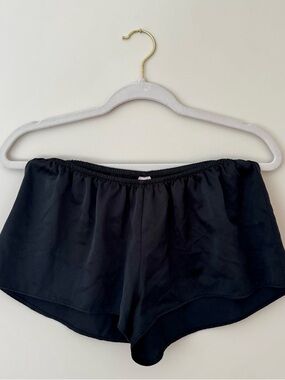 Victoria’s Secret Satin Flutter Mini Shorts, Black – Size XS